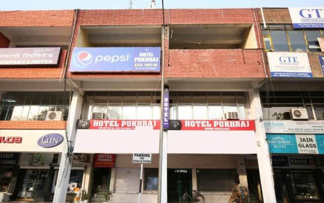 Hotel Pukhraj