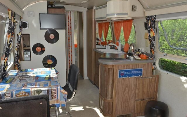 Caravane Airstream Américaine 1976