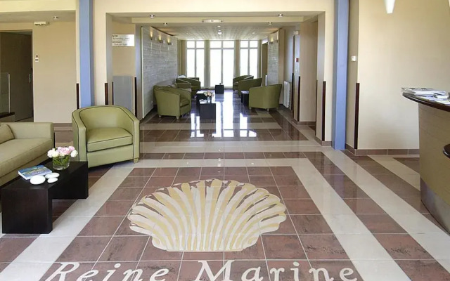 Residence Reine Marine in St.malo for 4 Persons