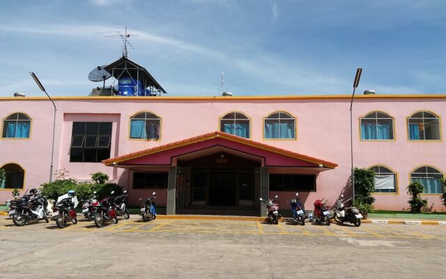 Sema Nakhon Hotel