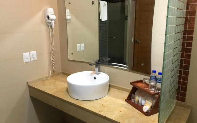 Hostalia Hotel Expo & Business Class