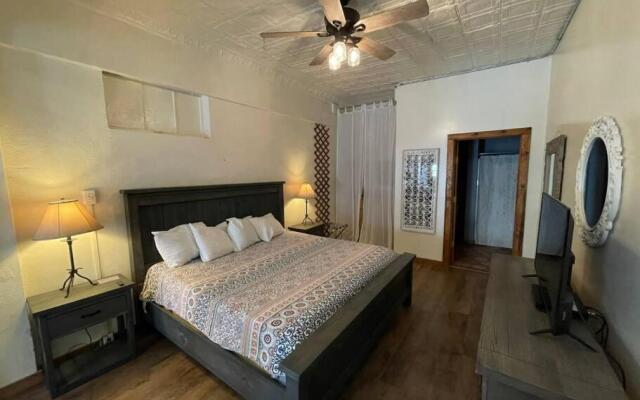 Loft 4 - 1 of 5 downtown