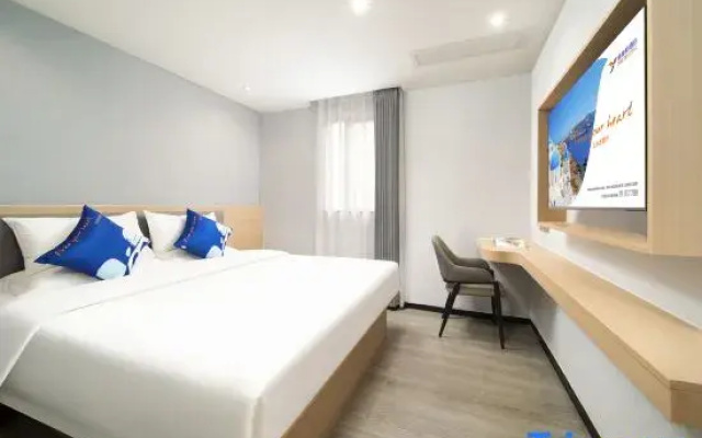Yeste Hotel (Huizhou Huiyang Shizheng Square)