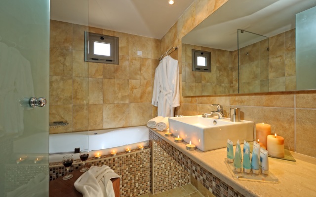 The Noverian Scenic Crete Hilltop Villa Resort & Spa