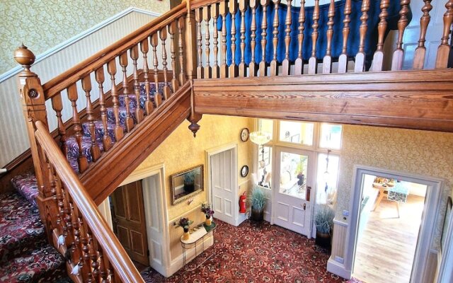 The Pines Guesthouse
