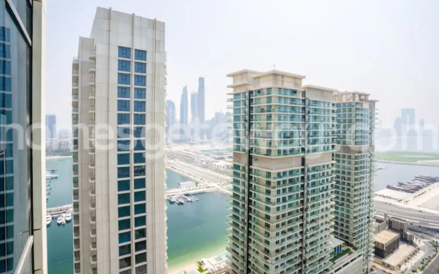 Homesgetaway- 2BR in Beach Vista Tower 2
