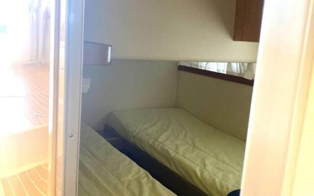 Boat&Breakfast Monica IV