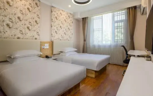 Urban 118 Select Hotel