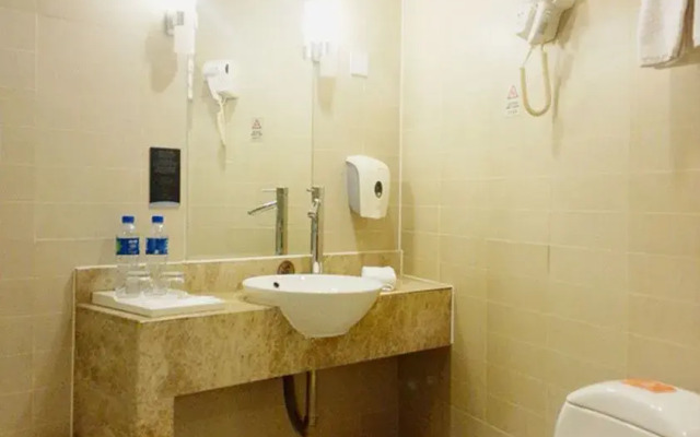 Holiday Inn Express Tianjin Dongli