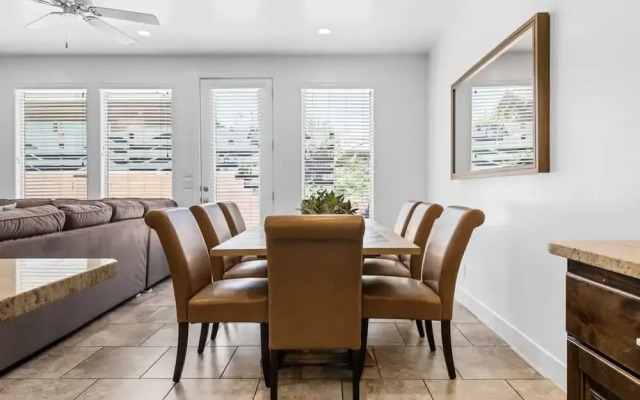 Narrow's Gateway 4 Bedroom Townhouse