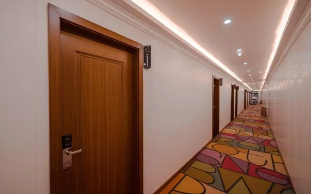Shell Chongqing Jiangbei District Guanyin Bridge Hotel