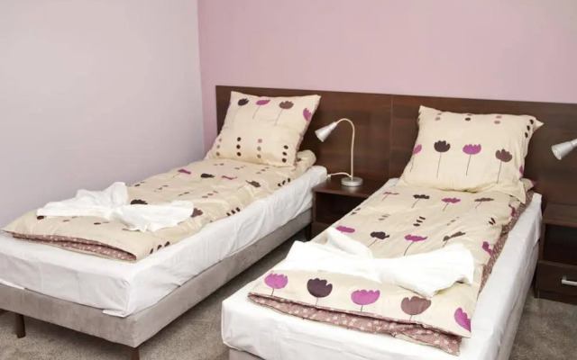 Club Hostel