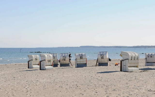 6 Person Holiday Home in Grossenbrode