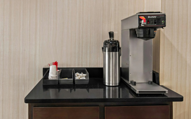 Motel 6 Lester, PA - Philadelphia Airport