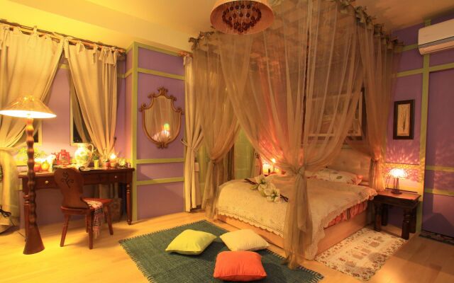 Happiness B&B