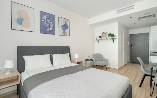 Studio in Poznan Center by Renters