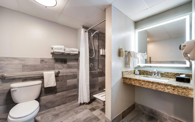 AmericInn by Wyndham Wisconsin Dells