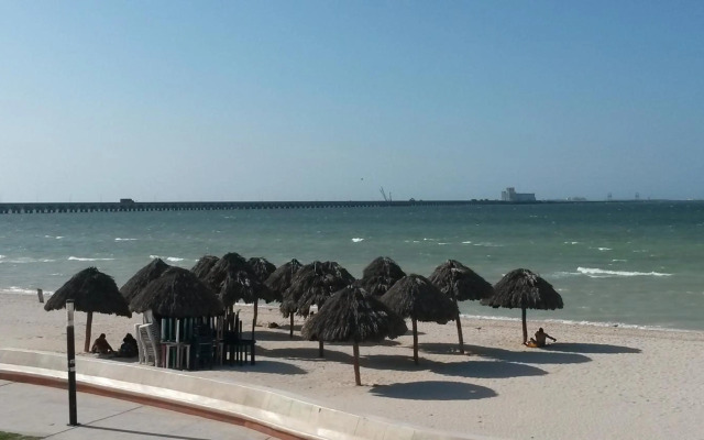Hotel & Suites Domani