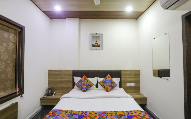Fabhotel Vedanta Inn