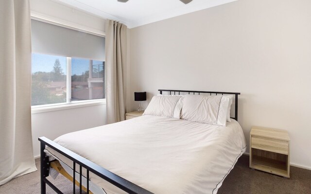 Summerside, 43 Lentara Street