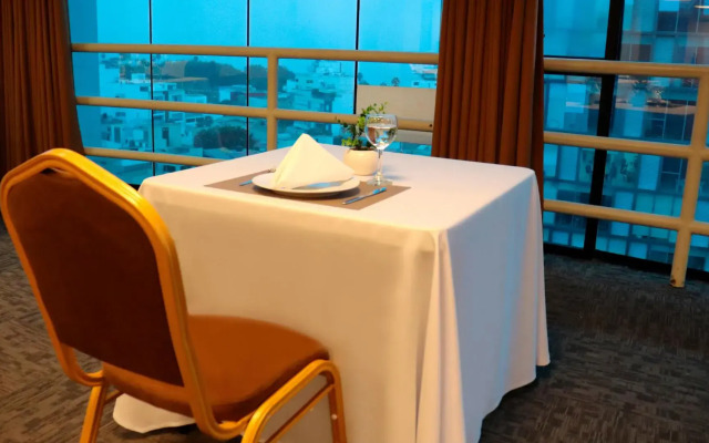 Inkari Suites Hotel
