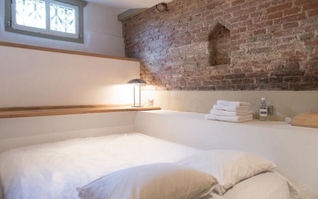 Canal West Area Apartments