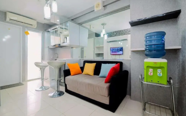 Comfy And Strategic 2Br Apartment At Bassura City