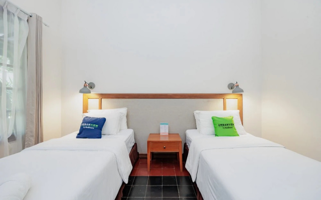 Urbanview Rumah Ebo Dago Bandung – Guest Rooms – Bandung