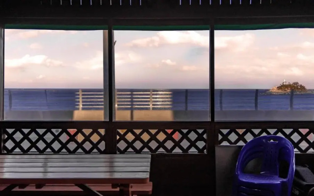 Sokcho Bird Island Pension