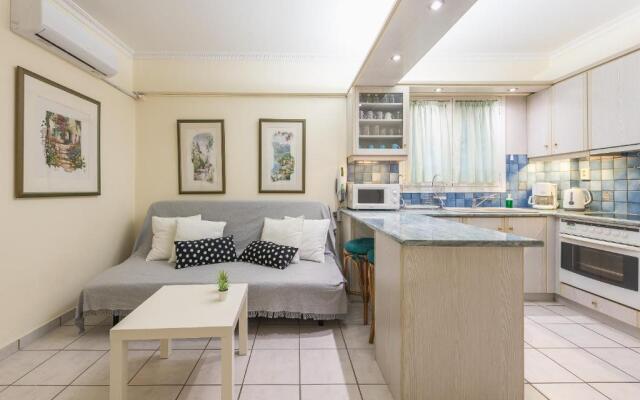 Amazing Apartment Pallini - Near Airport & Metro