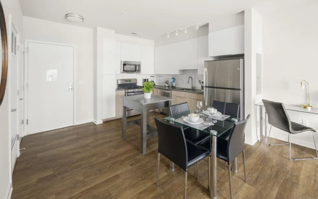 Global Luxury Suites at Reston