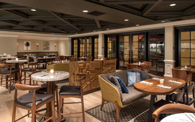 Tommy Bahama Miramonte Resort & Spa