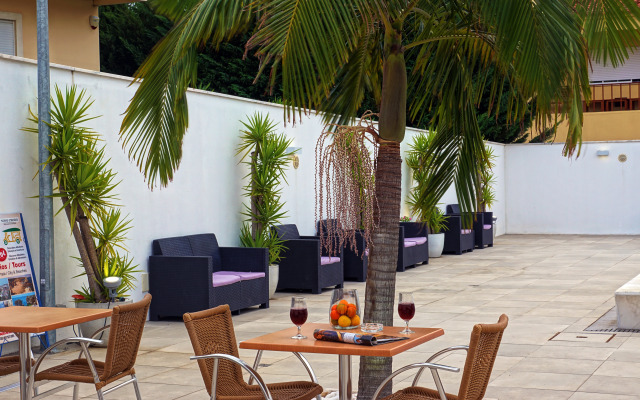 Novochoro Apartments