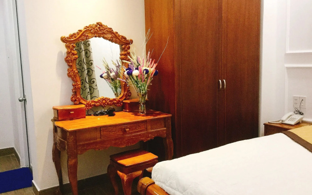 RedDoorz Plus near Phan Xich Long – Guest Rooms – Ho Chi Minh City