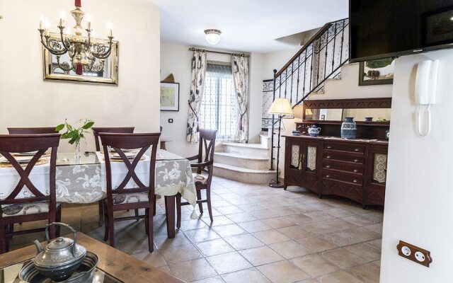 Mafloras Suites El Bosque