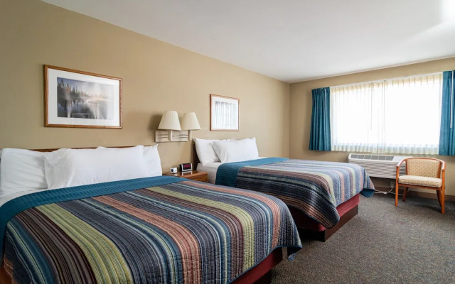 Cedarberry Inn