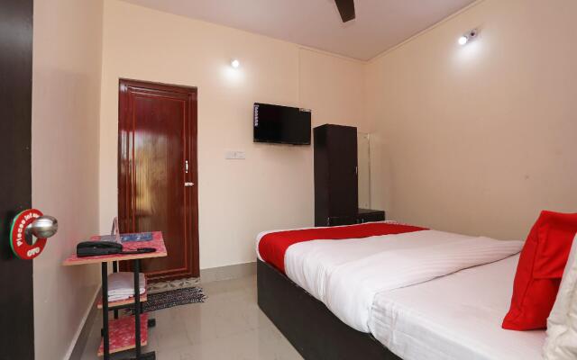 OYO 19556 Hotel Puri Inn