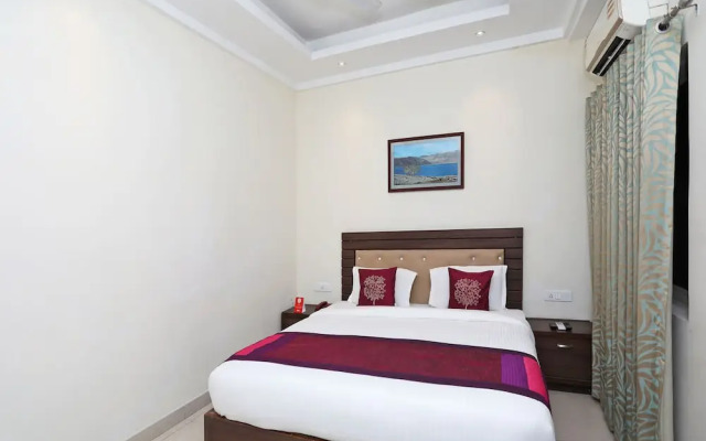 OYO Flagship 11406 Indira Nagar