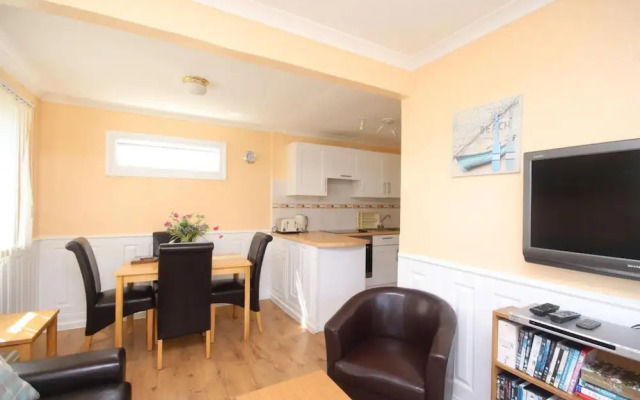 41B Medmerry Park 2 Bedroom Chalet