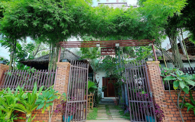 Malita Angkor Villa