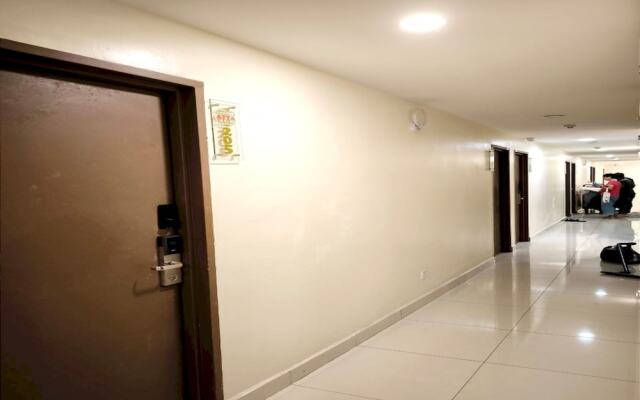 OYO 90975 Atta Hotel
