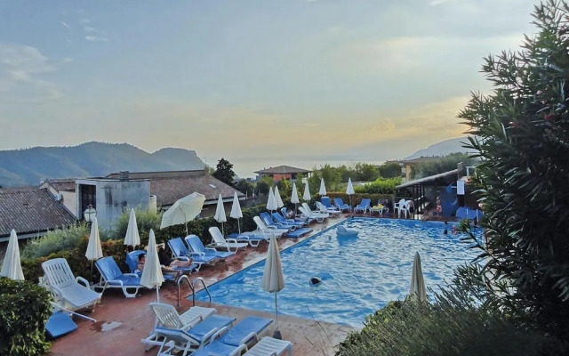 Residence La Filanda in Costermano Near Centre