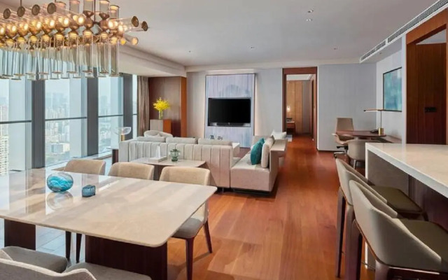Chongqing Lijia Weilai Hotel, Curio Collection by Hilton