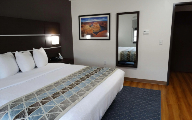 Best Western Plus Jonesboro Inn and Suites