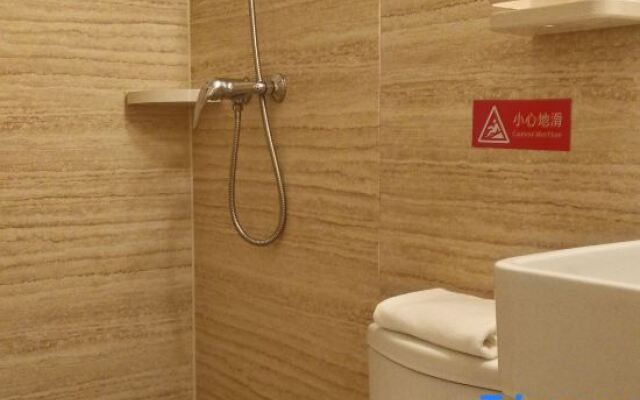 Homeinn Hotel (Zhengzhou University Provincial Maternal and Child Health Hospital)