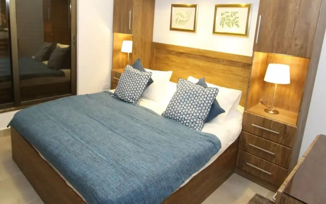 The Royal Luxury Apartments & studios