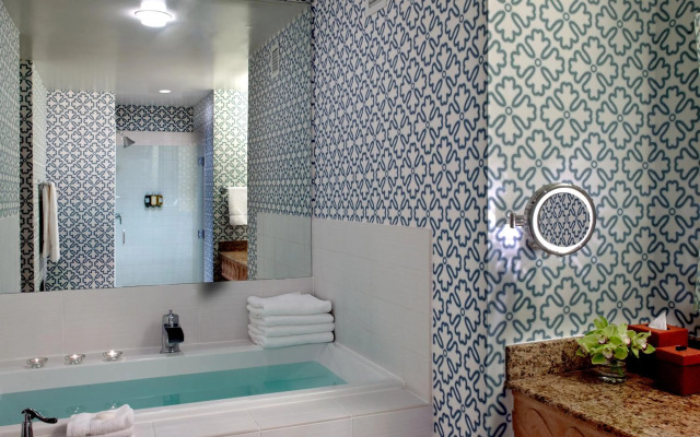 Kimpton Hotel Monaco Seattle by IHG