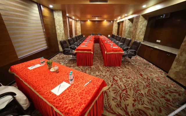 The Red Velvet Hotel Samarpan