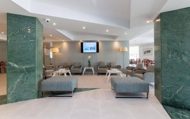 Sky Senses Hotel