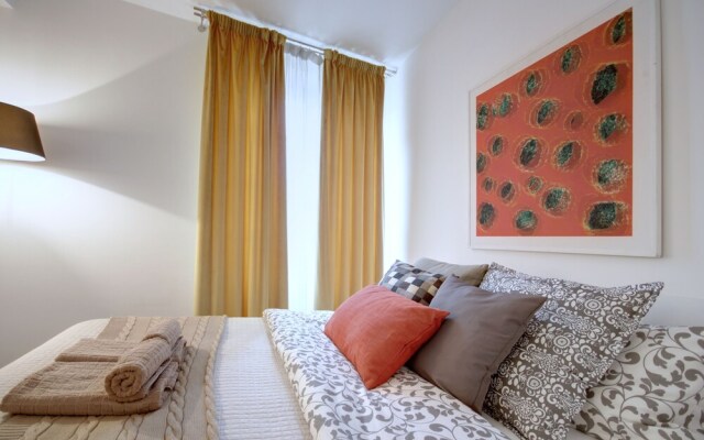 Dei Fabbri B Halldis Apartment